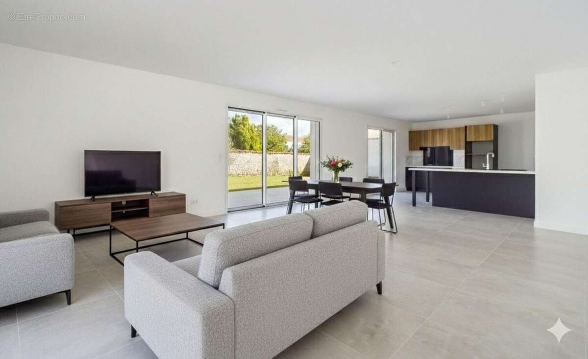 Photo 2 - Maison à LA JARRIE