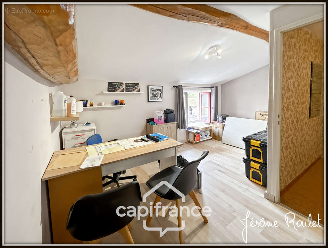 Maison en pierre à vendre 6 pièces 4 chambres + studio indépendant sur terrain 3 260 m² avec dépendances Champigny-En-Rochereau  - photo 20