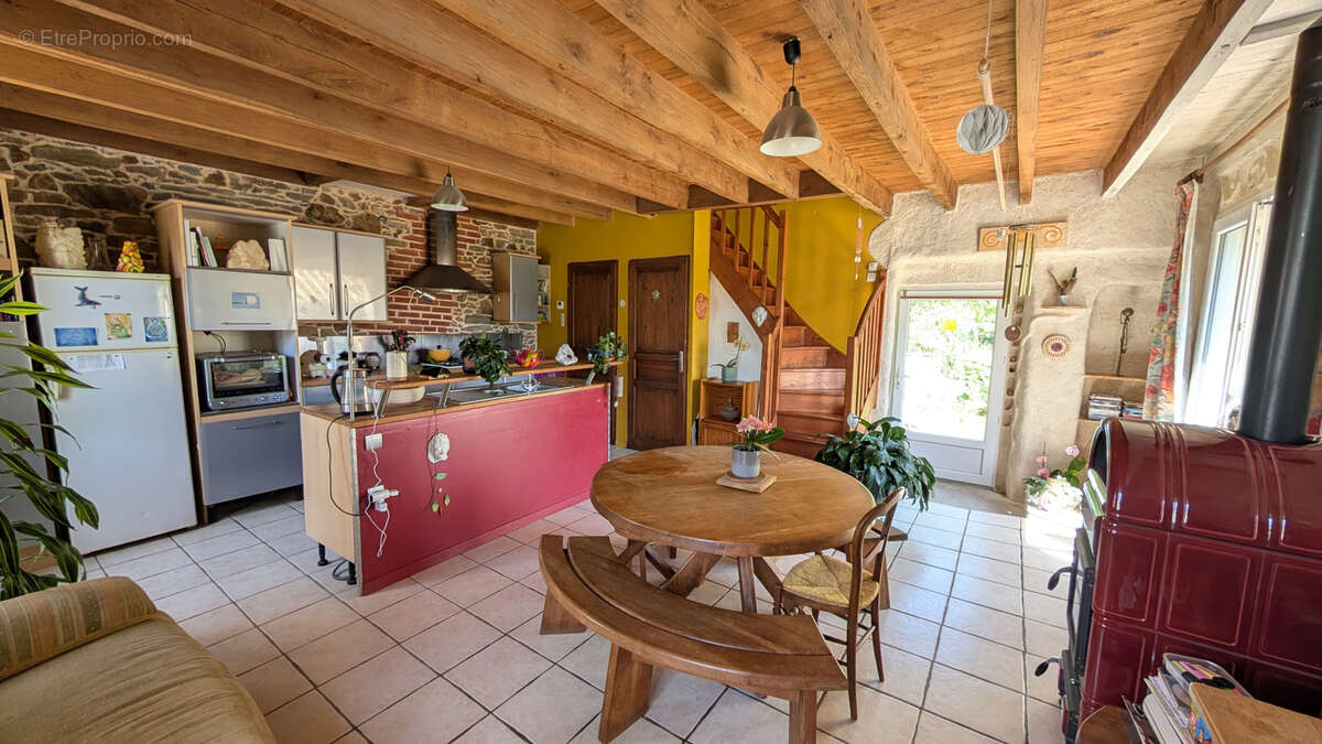 Maison à SEVERAC