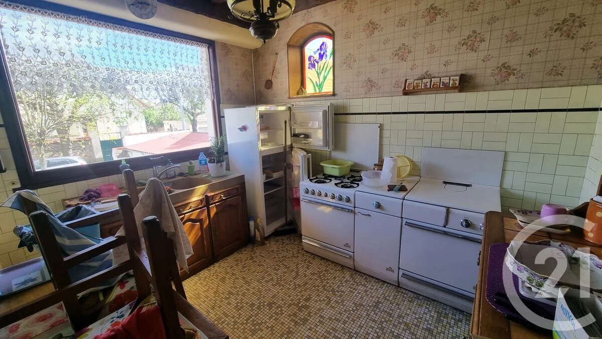 Maison à SAINT-MAUR-DES-FOSSES