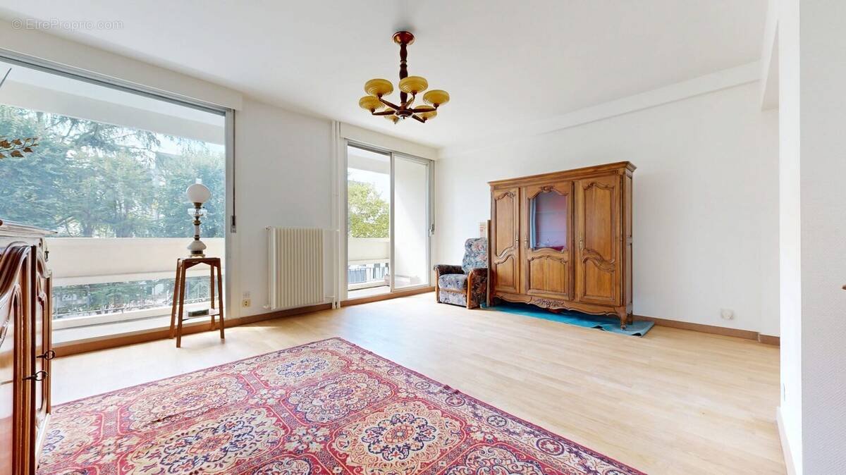Appartement à LYON-8E