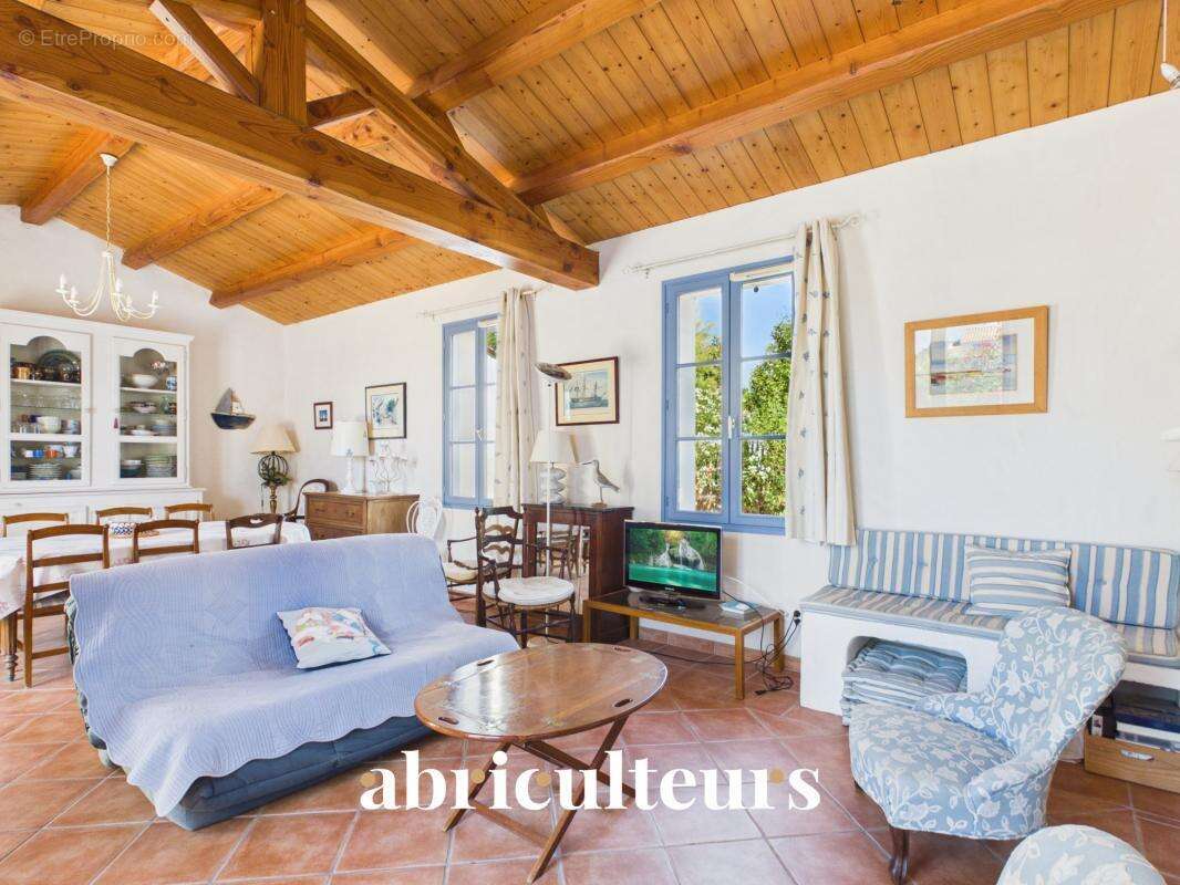Maison familiale de 7 chambres en vente à Noirmoutier-en-l’Île (85330) - photo 10