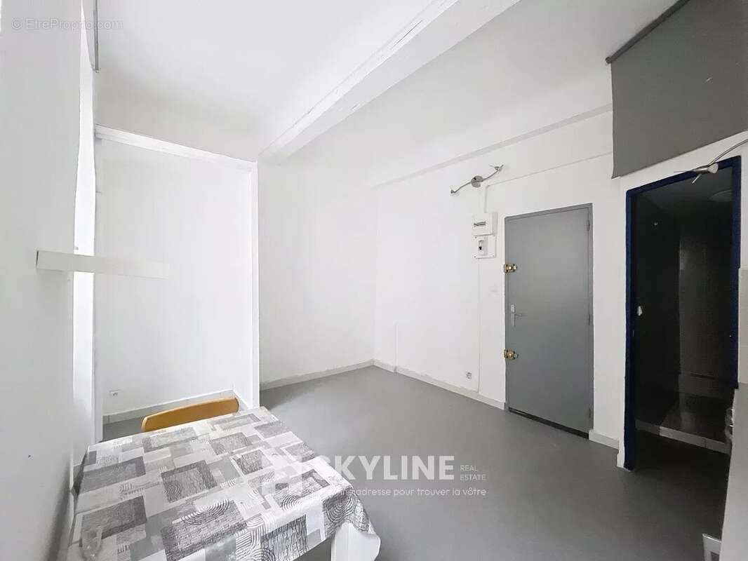 Appartement à MARSEILLE-1E