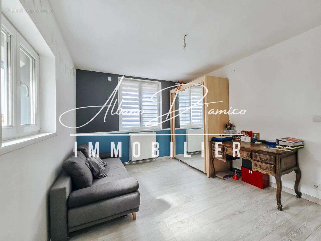 Maison à LIEU-SAINT-AMAND