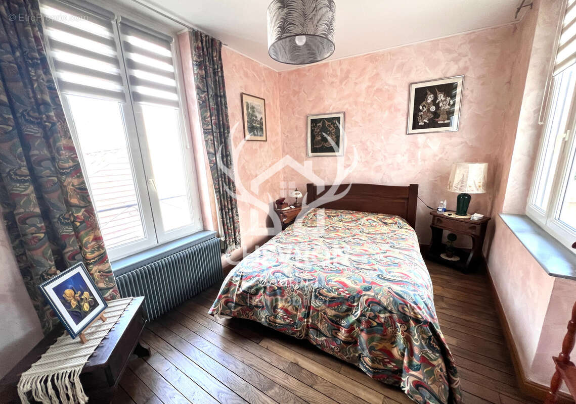 Appartement à CHARLEVILLE-MEZIERES