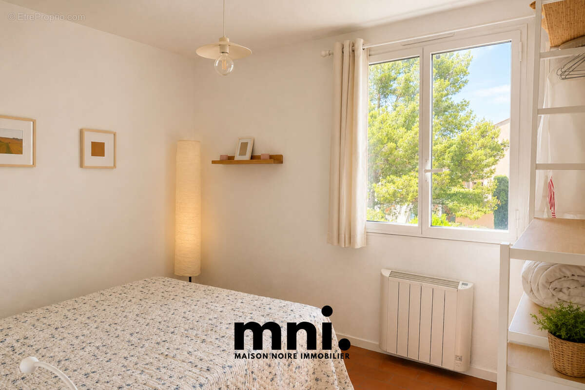 Appartement à SIX-FOURS-LES-PLAGES