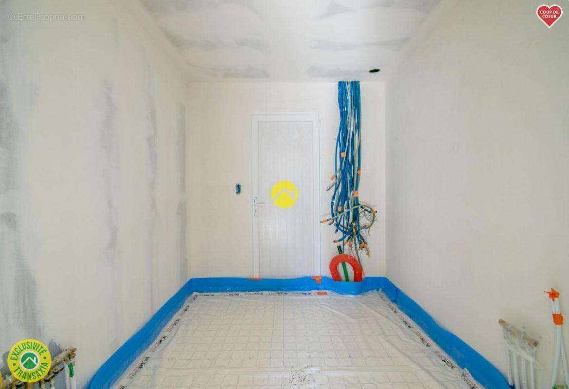 Maison à LE BUISSON-DE-CADOUIN