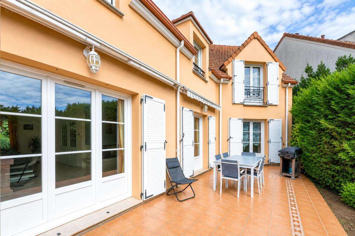 Grande maison familiale de 8 pièces – 212 m² à Triel-sur-Seine - photo 11