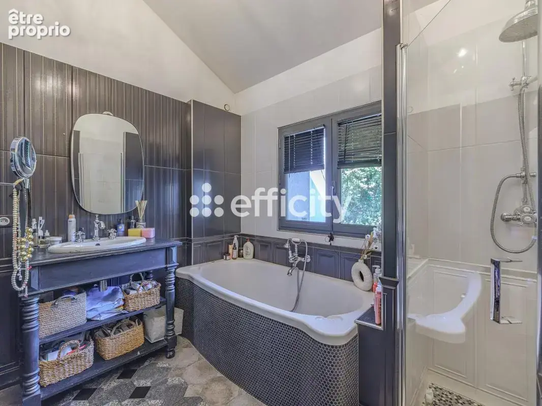 Maison 4 pièces 120 m² à vendre à Marseille-9e (13009) - photo 17