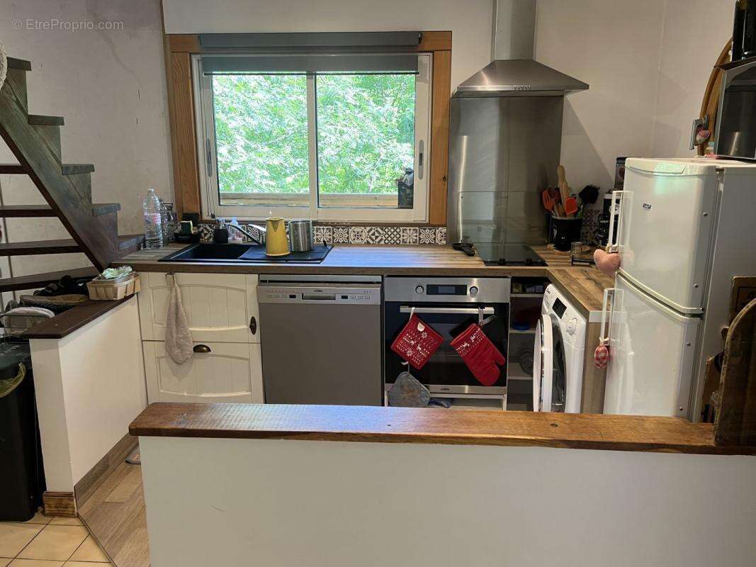 Maison 46 m² à Tarascon-Sur-Ariege  - photo 2