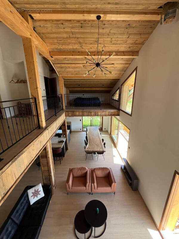 Exclusivité - Chalet - 2 logements - Bourg-St-Maurice - photo 7