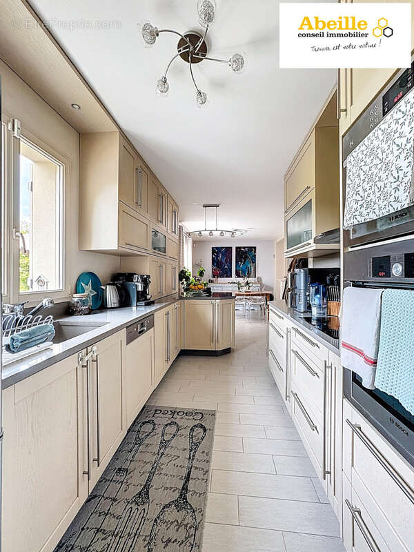 Maison à SOUZY-LA-BRICHE