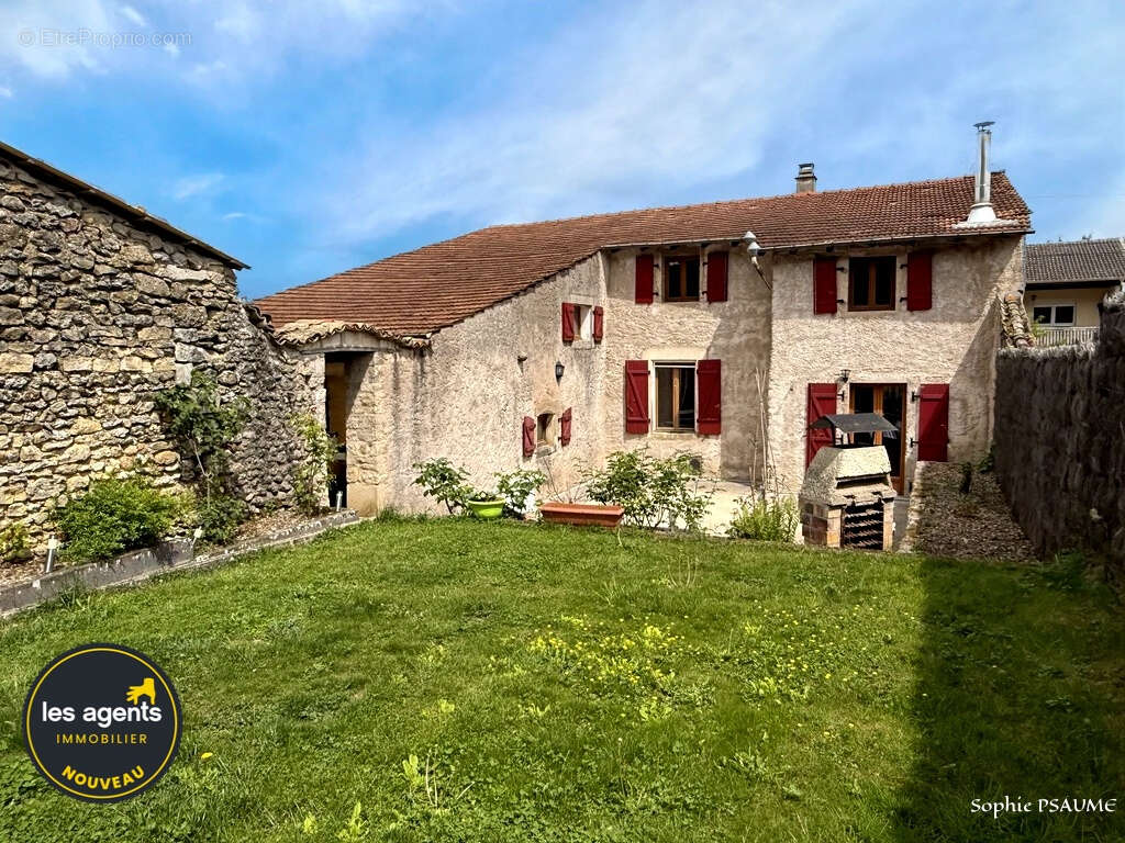 Maison à COLOMBEY-LES-BELLES