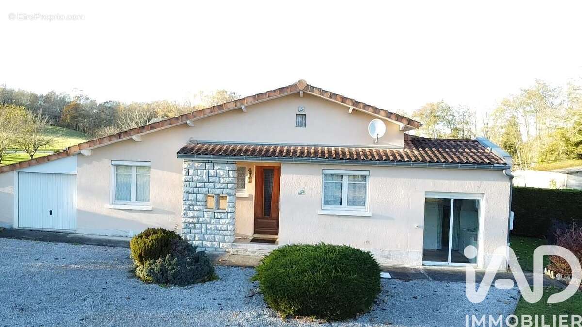 Photo 6 - Maison à LAHOURCADE