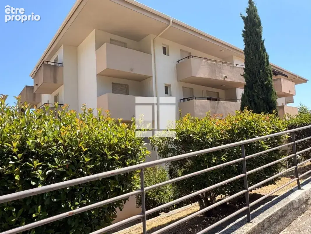 À vendre – T2 avec parking – Résidence sécurisée Closerie des Chênes – Bastia - photo 4