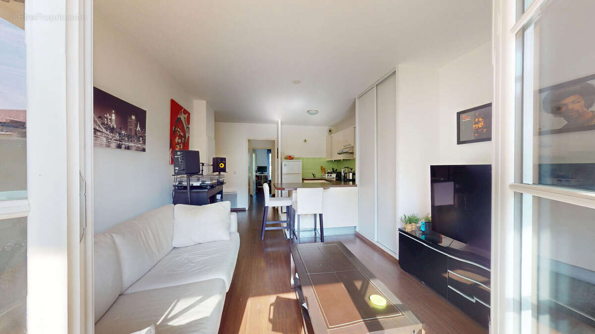 Appartement à FONTENAY-LE-FLEURY