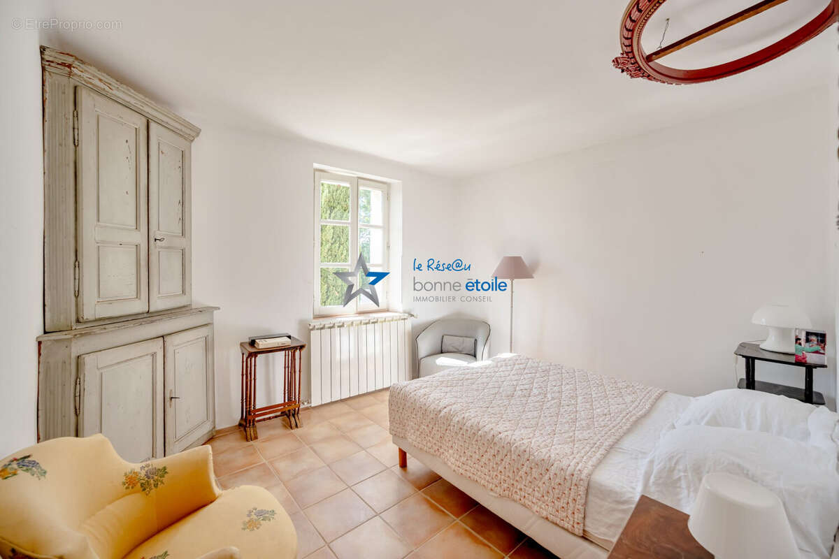 Maison à SAINT-MAXIMIN-LA-SAINTE-BAUME
