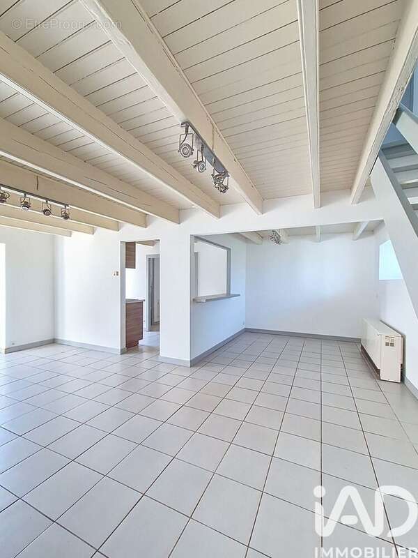 Maison 72 m² à Le Gue-D'allere  - photo 2