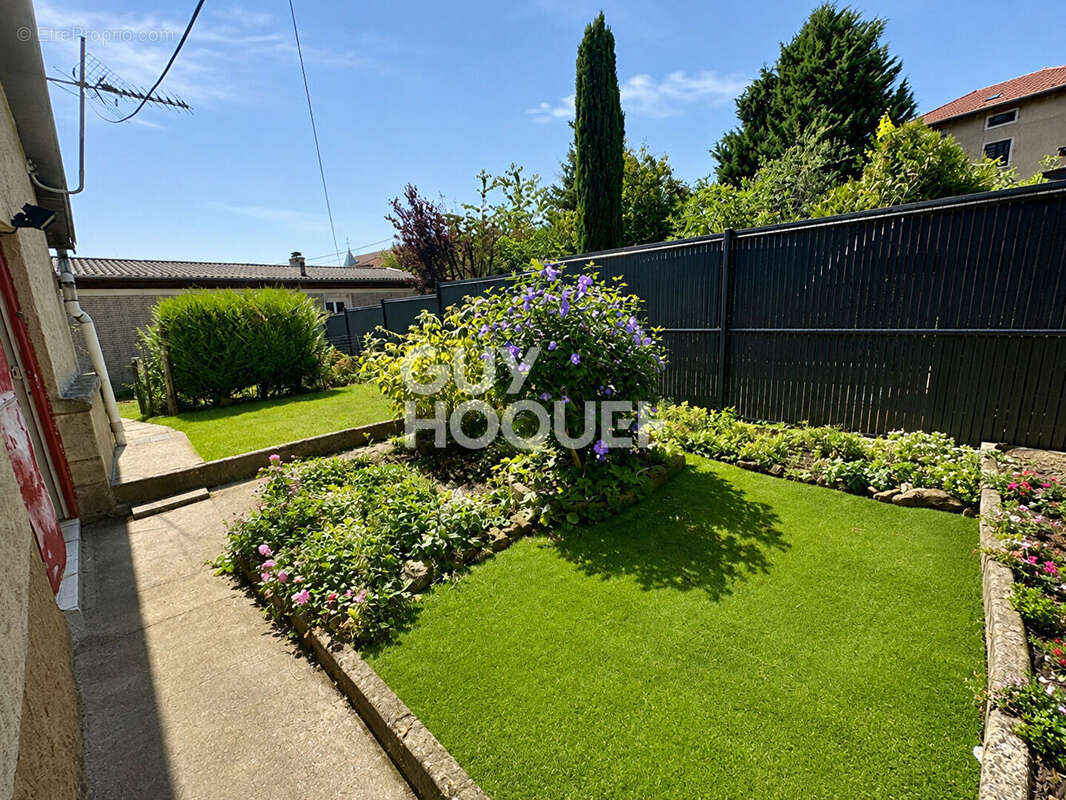 Ensemble immobilier 2 logements. Potentiel locatif. Garage - photo 17