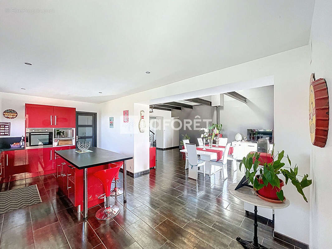 Maison à DURFORT-LACAPELETTE