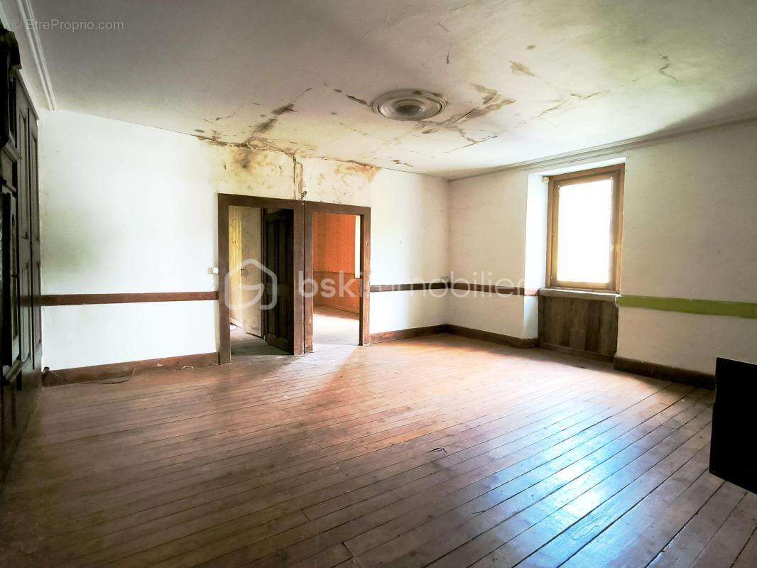 Appartement à MIEUSSY