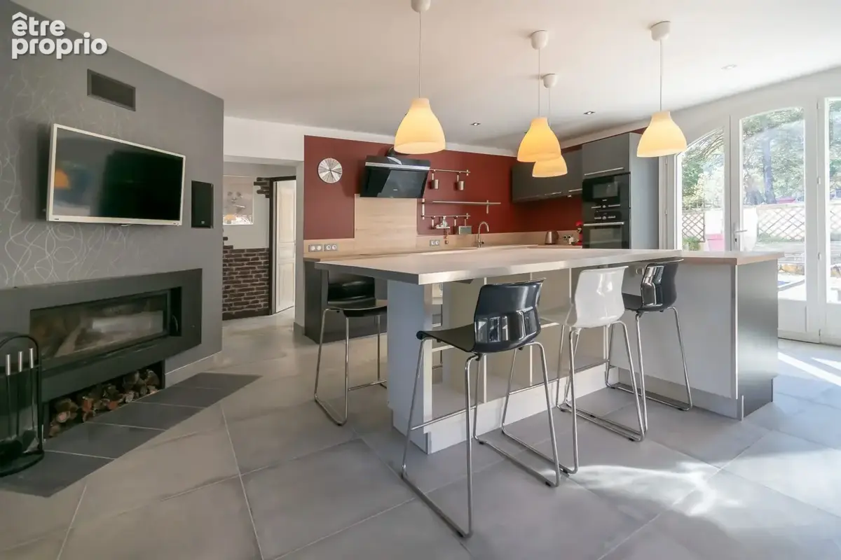 Maison familiale avec studio indépendant, piscine et grand terrain - photo 4
