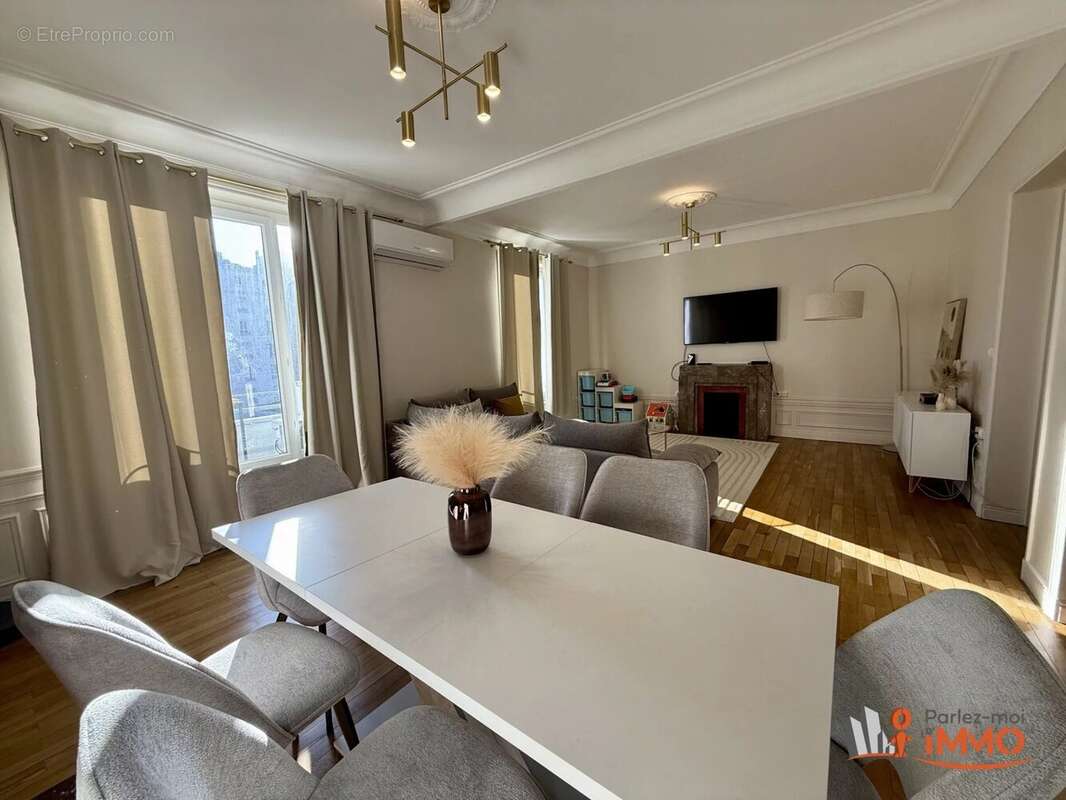 Appartement à SAINT-ETIENNE