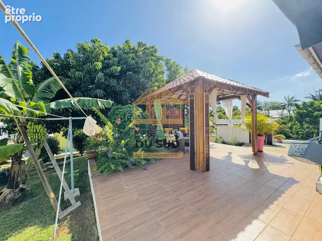 Saint-joseph – maison f3/4 plain-pied avec jardin – proche du centre - photo 2