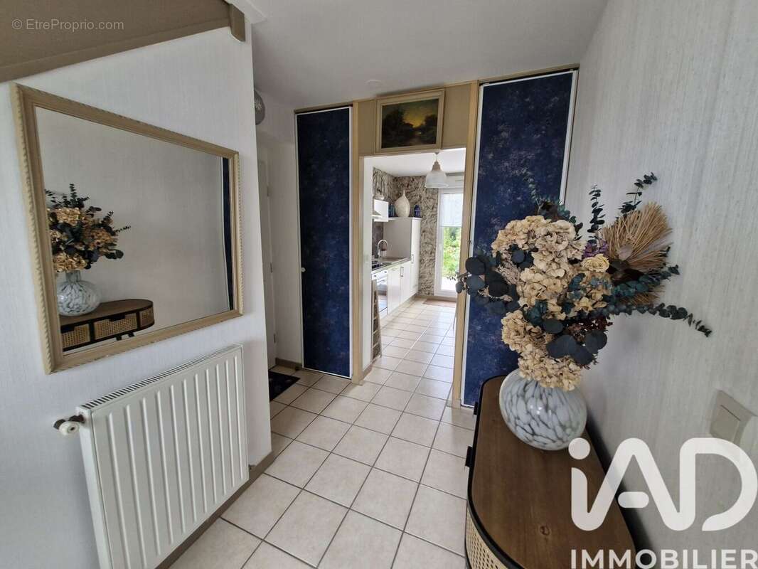 Photo 9 - Maison à NEUVILLE-AUX-BOIS