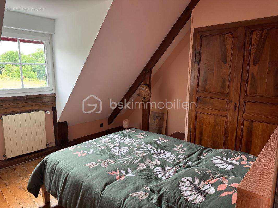 Maison à SAINT-VINCENT-JALMOUTIERS