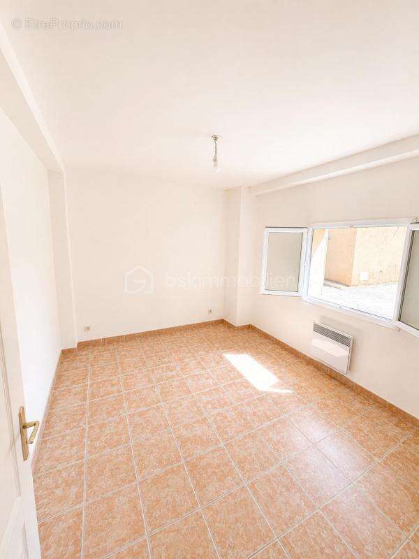 Appartement T2 42 m² avec jardin et 2 stationnements – Ensuès-la-Redonne - photo 8