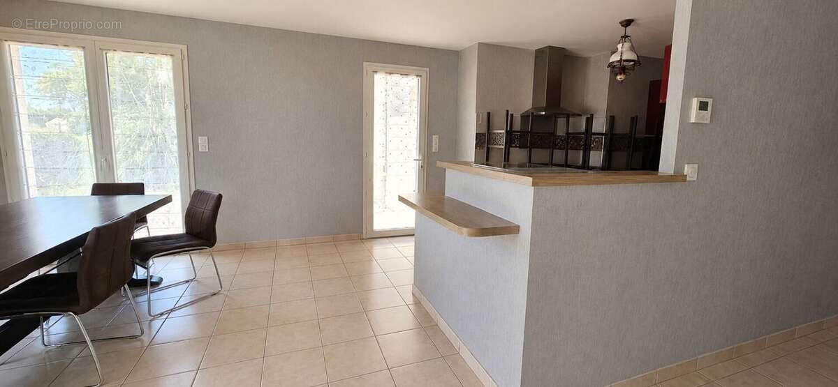 Maison 115 m² à Saint-Front-De-Pradoux  - photo 6