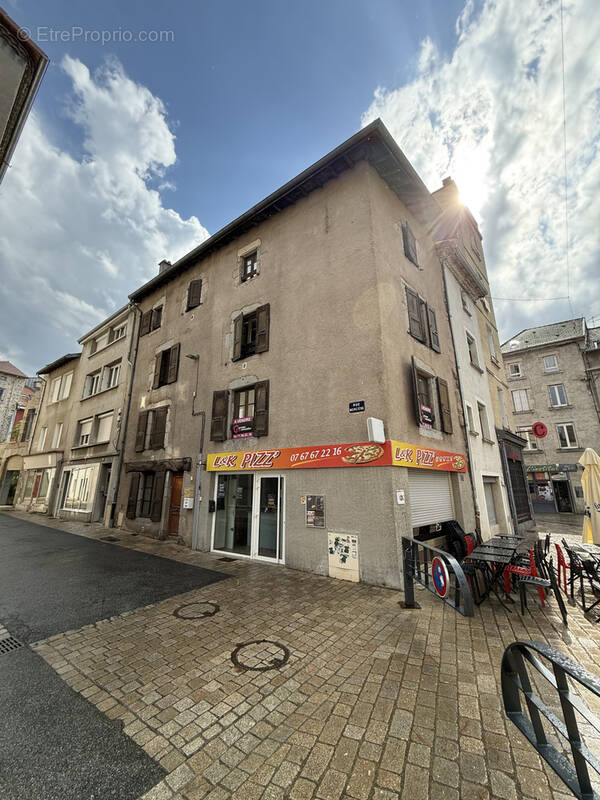 Appartement à YSSINGEAUX