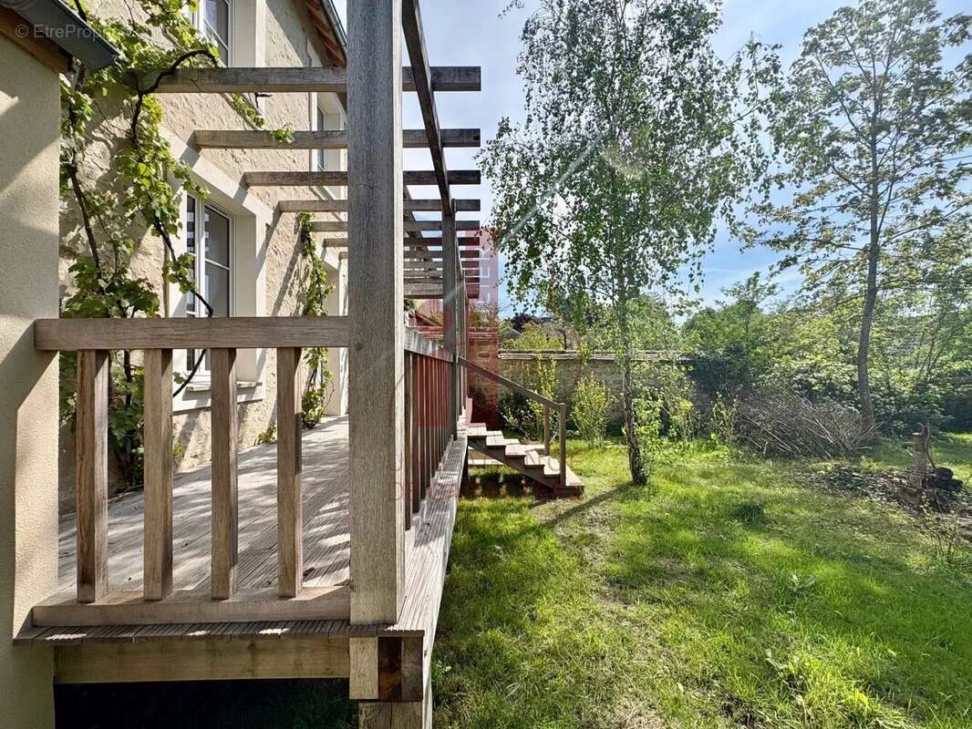 Maison à BOURRON-MARLOTTE