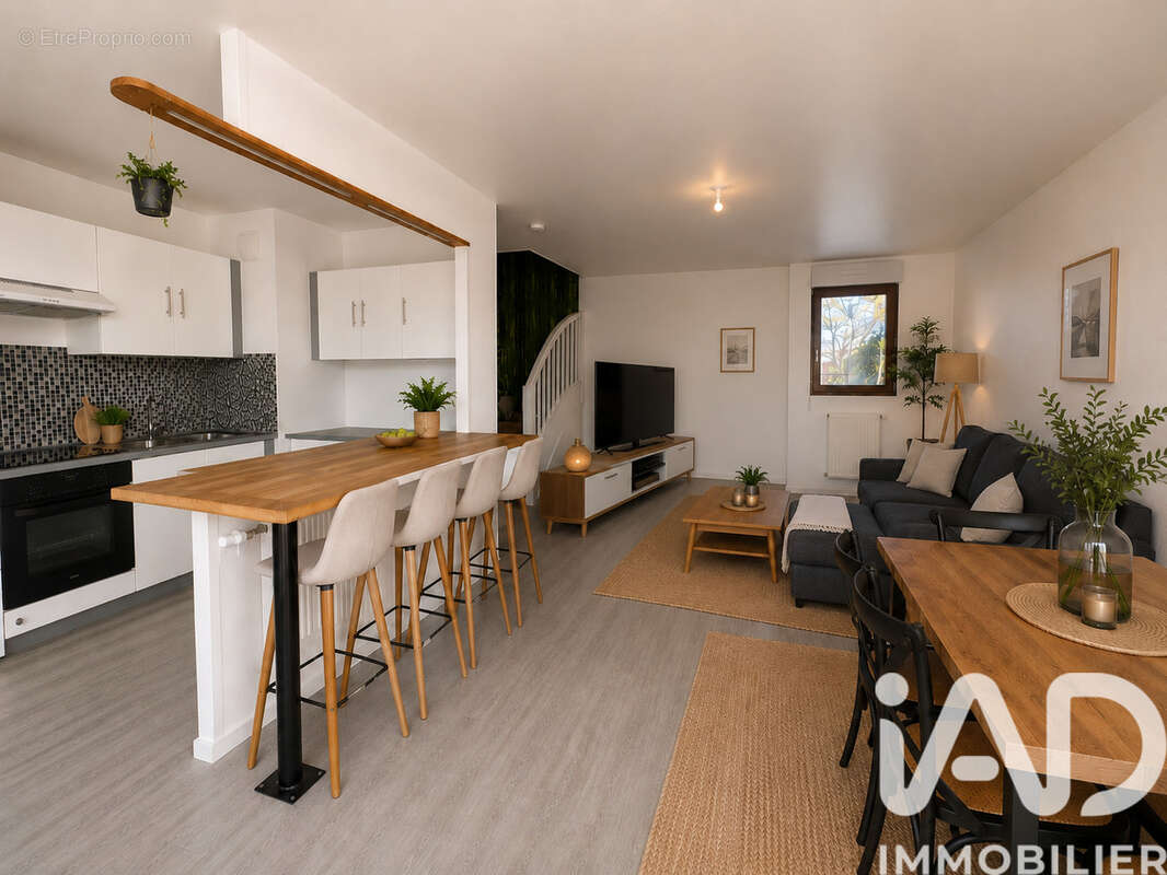 Photo 1 - Appartement à SAINT-JACQUES-DE-LA-LANDE