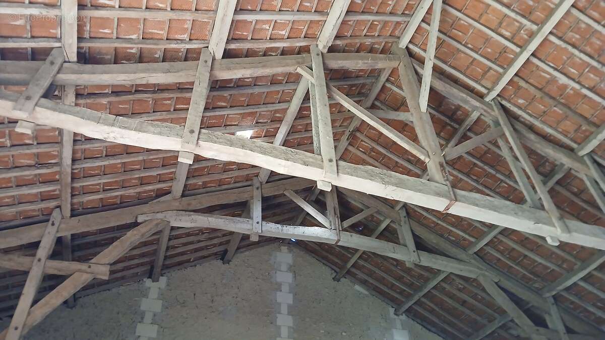 Appartement à CHASSAIGNES