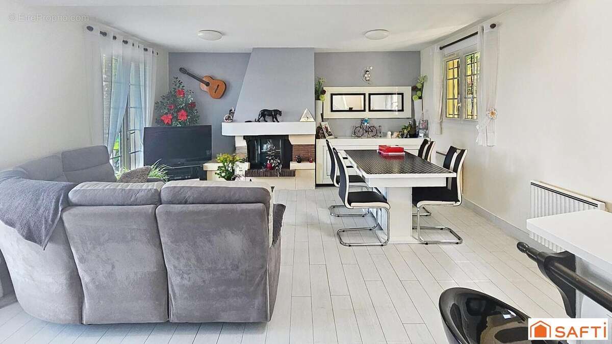 Maison 129 m² à Le Thuit  - photo 4