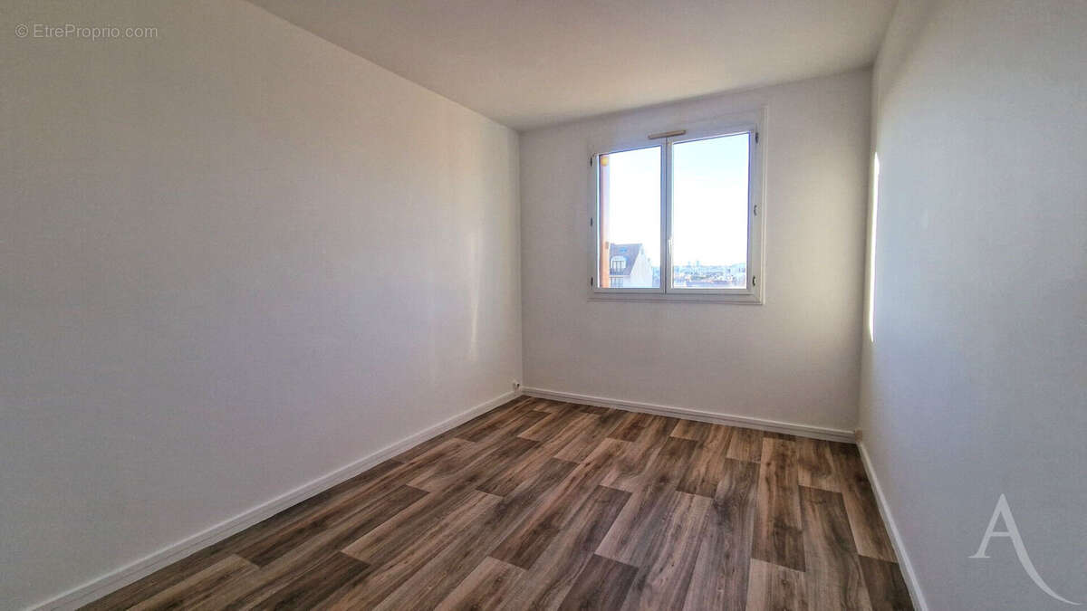 Appartement à MANTES-LA-JOLIE