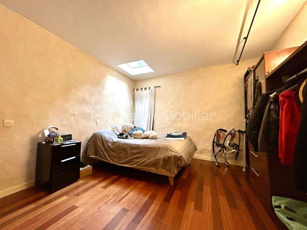 Maison à VIOLS-LE-FORT