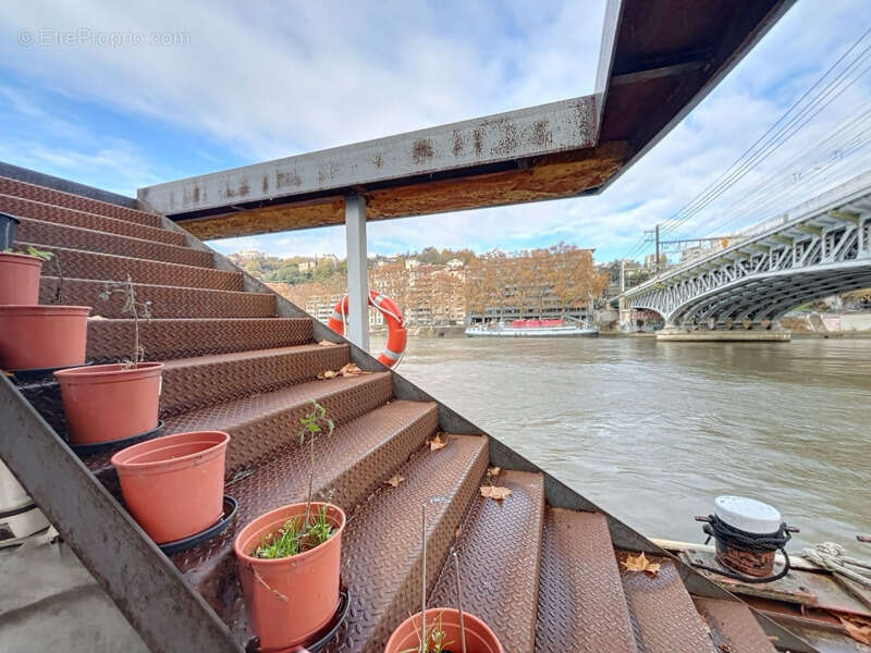 Péniche habitation 204 m² à deux pas de Perrache et du centre ville - photo 6