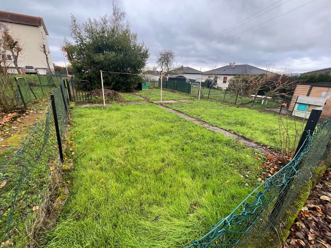 Appartement à BOUSSE