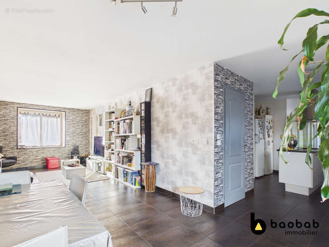 Appartement à LA RAVOIRE