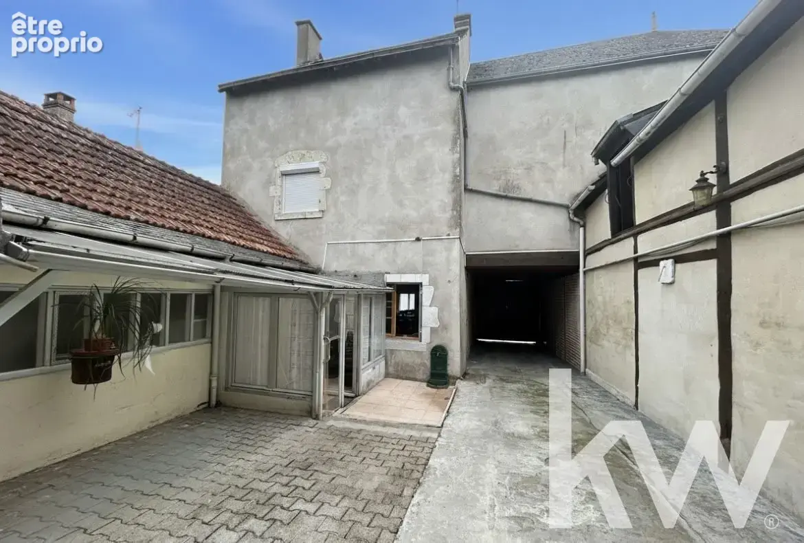 Maison 171 m² à Baule  - photo 8