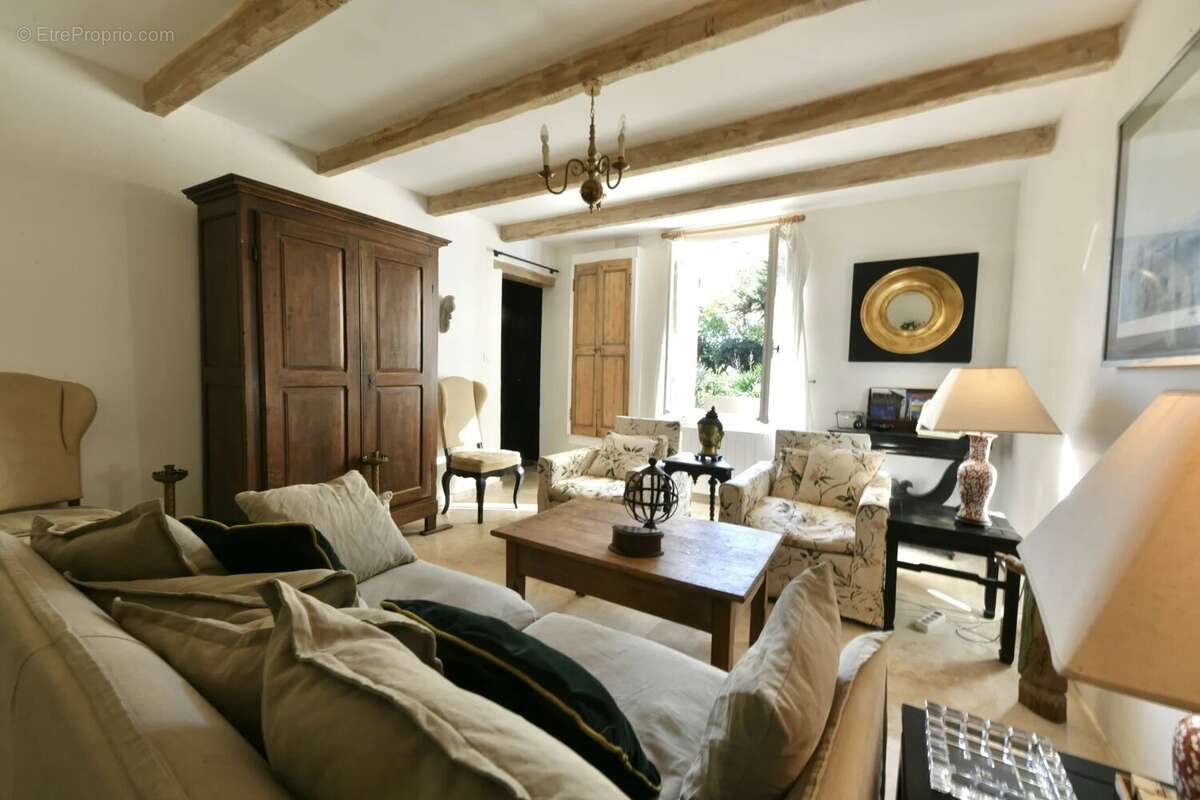 Maison à UZES