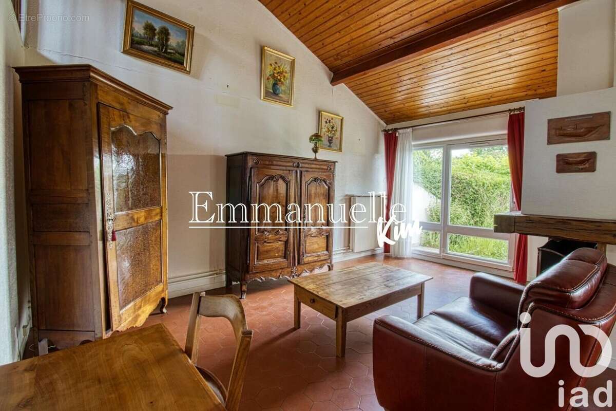 Photo 4 - Maison à MARGENCY