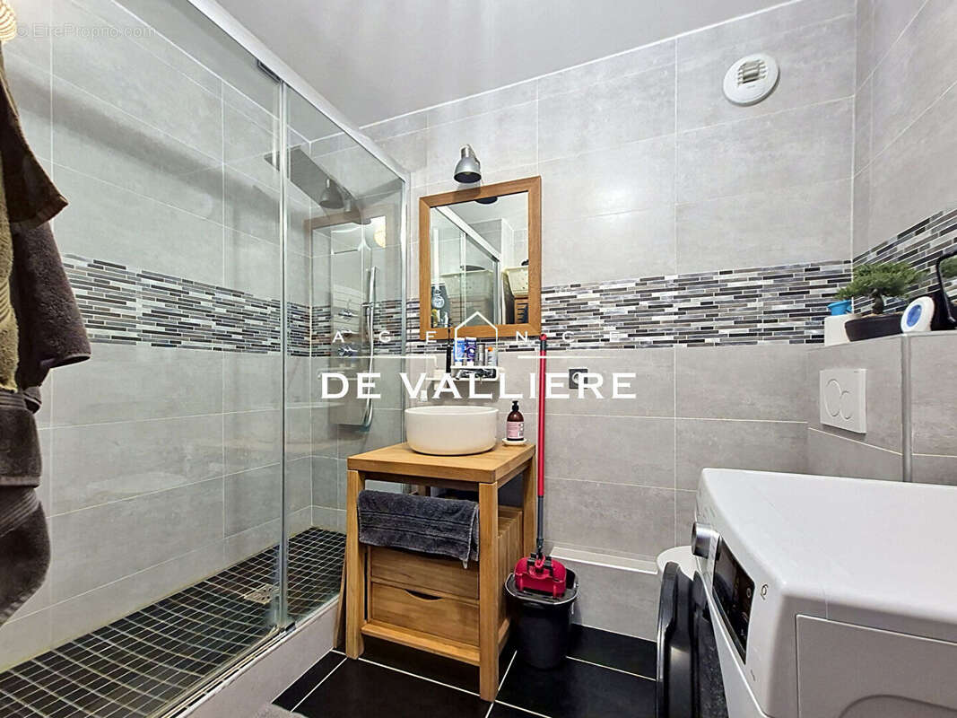 Appartement à NANTERRE