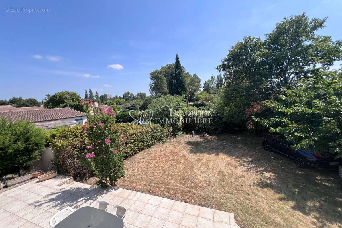 Maison 150 m² à Paradou  - photo 8
