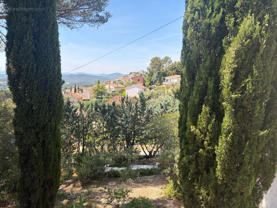 Maison à PIERREFEU-DU-VAR