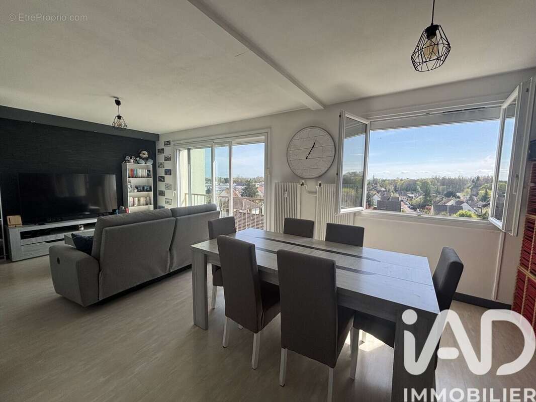 Photo 4 - Appartement à PONT-SAINTE-MARIE
