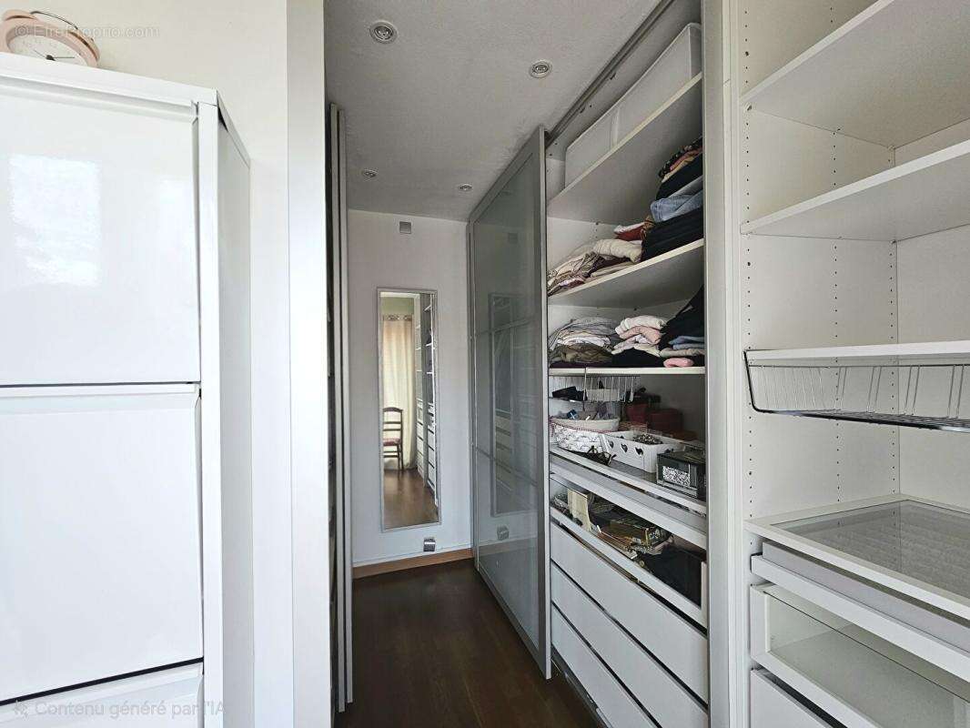 Maison à LE PERRAY-EN-YVELINES